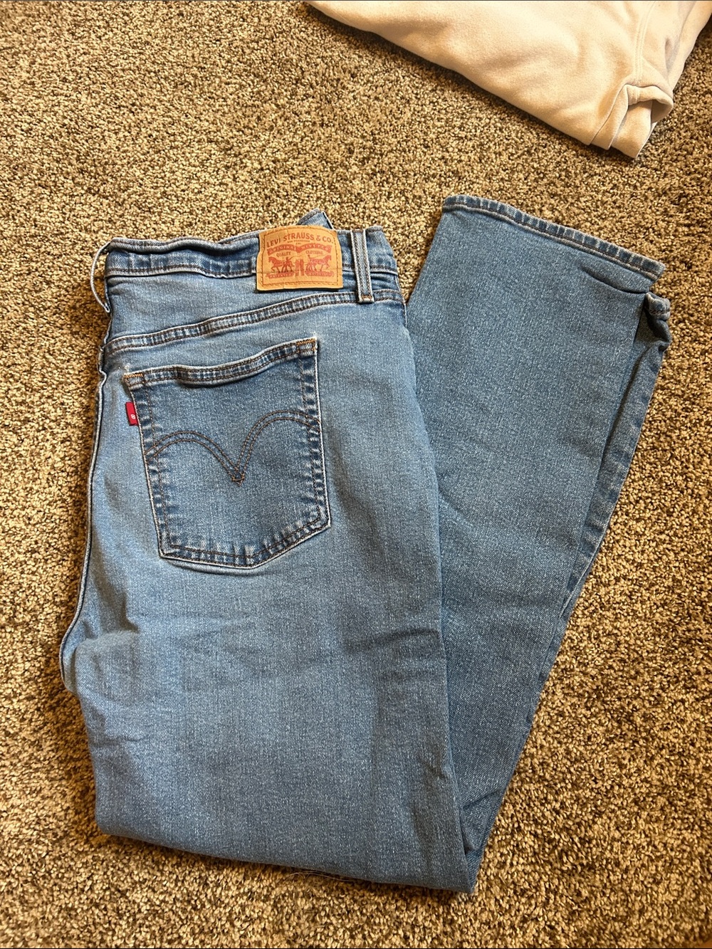 Levi's Women's Medium Blue Straight Leg Jeans